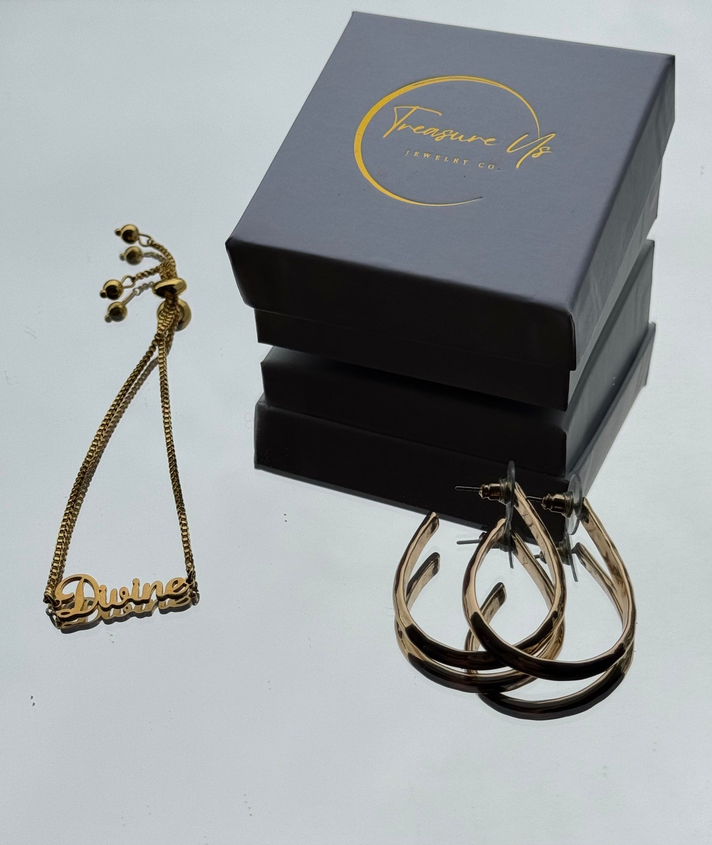 Divine Necklace & Bracelet