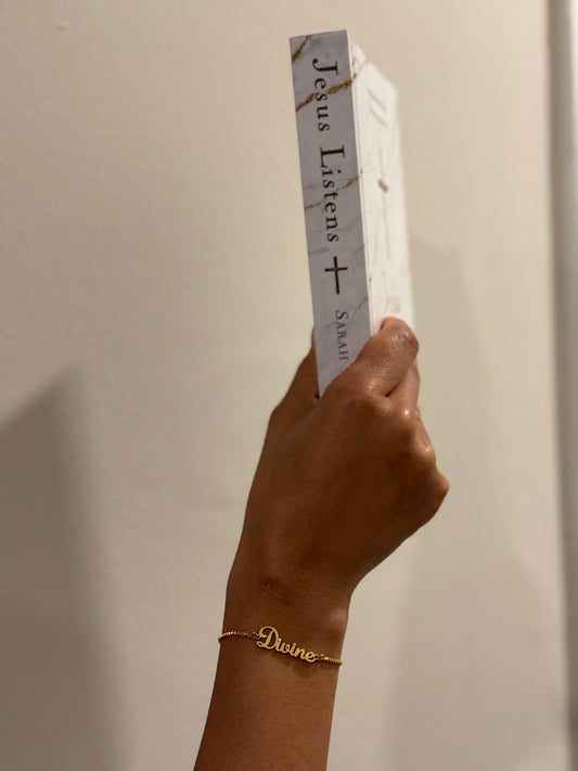 Divine Necklace & Bracelet